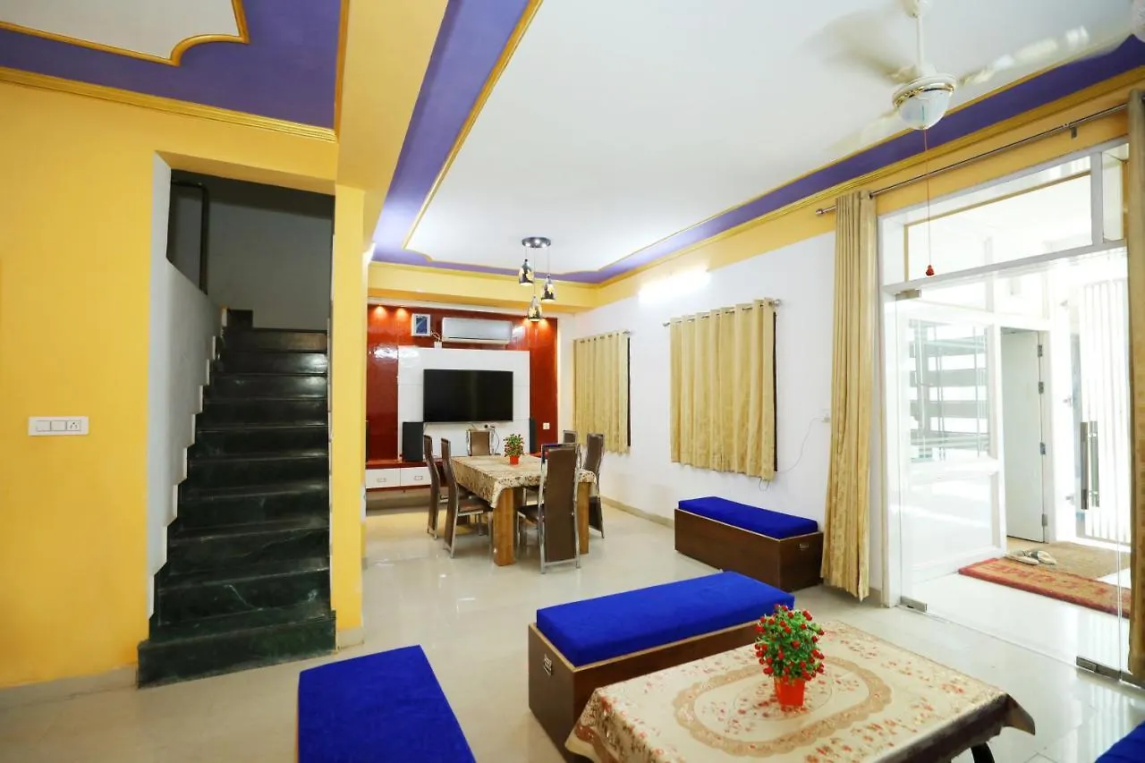 Boutique Indian Home Stay - Pandora Home Stay Agra  Agra (Uttar Pradesh)