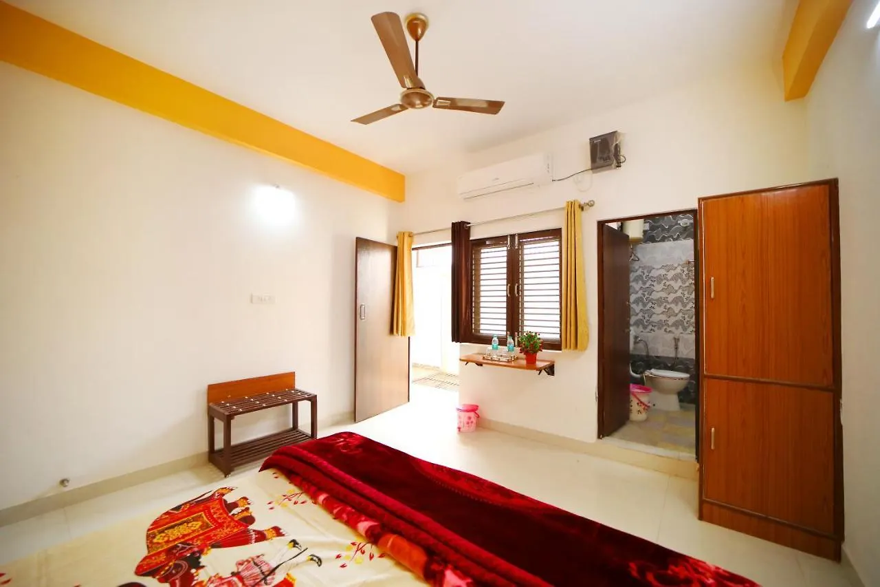 Boutique Indian Home Stay - Pandora Home Stay Agra  Homestay